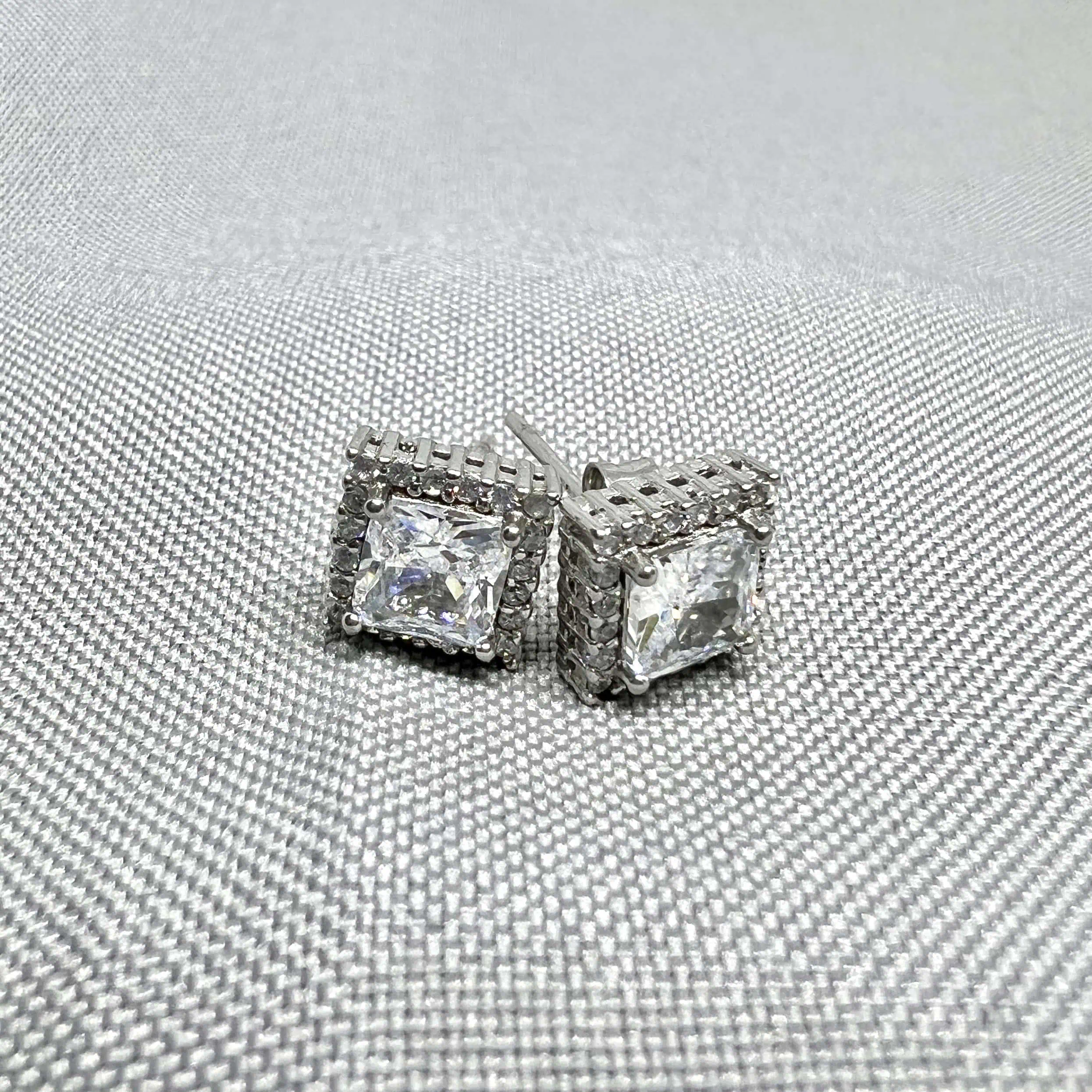 Срібні сережки "Геометрія світла" фото