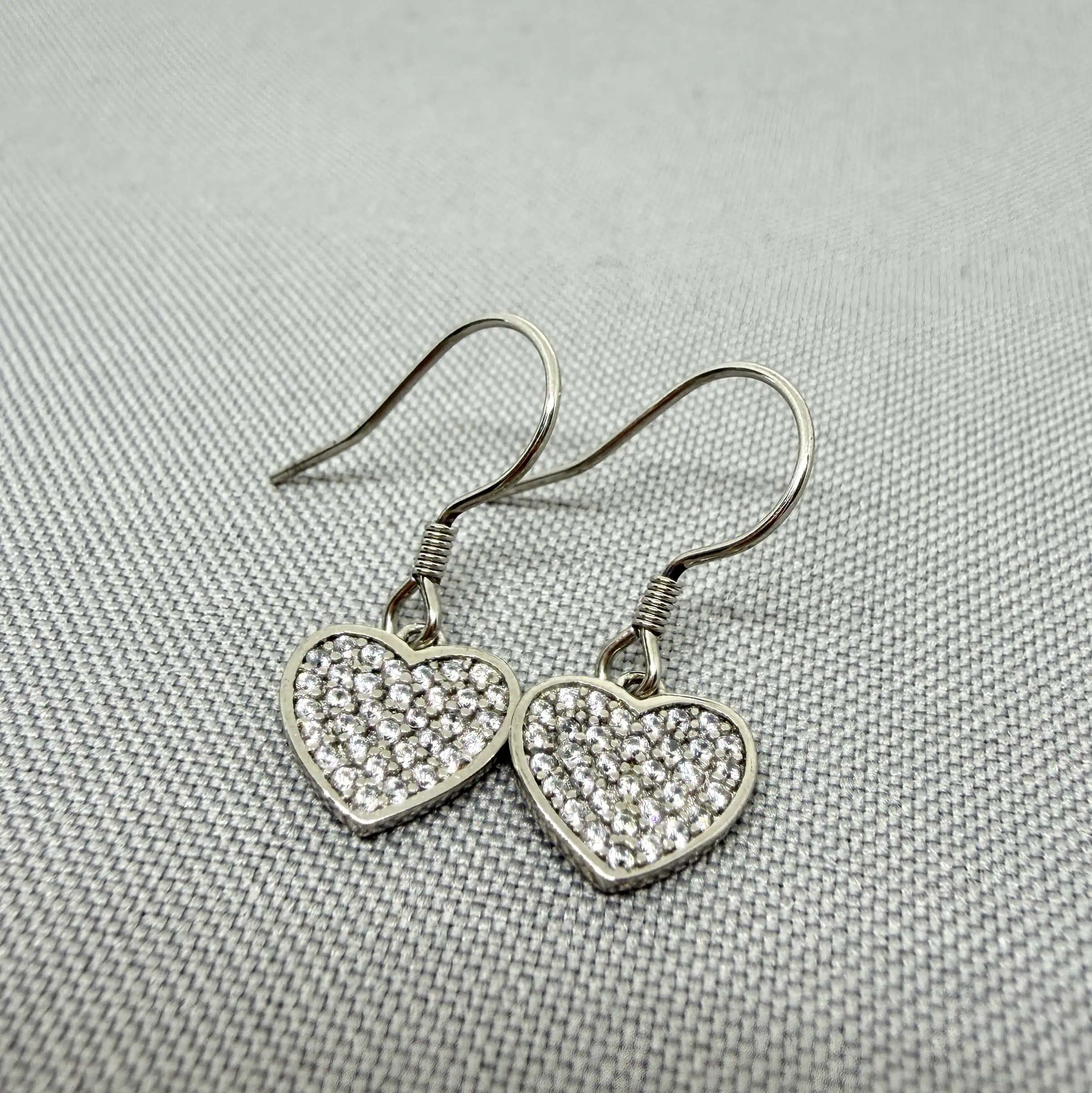 Срібні сережки "Кохать" фото