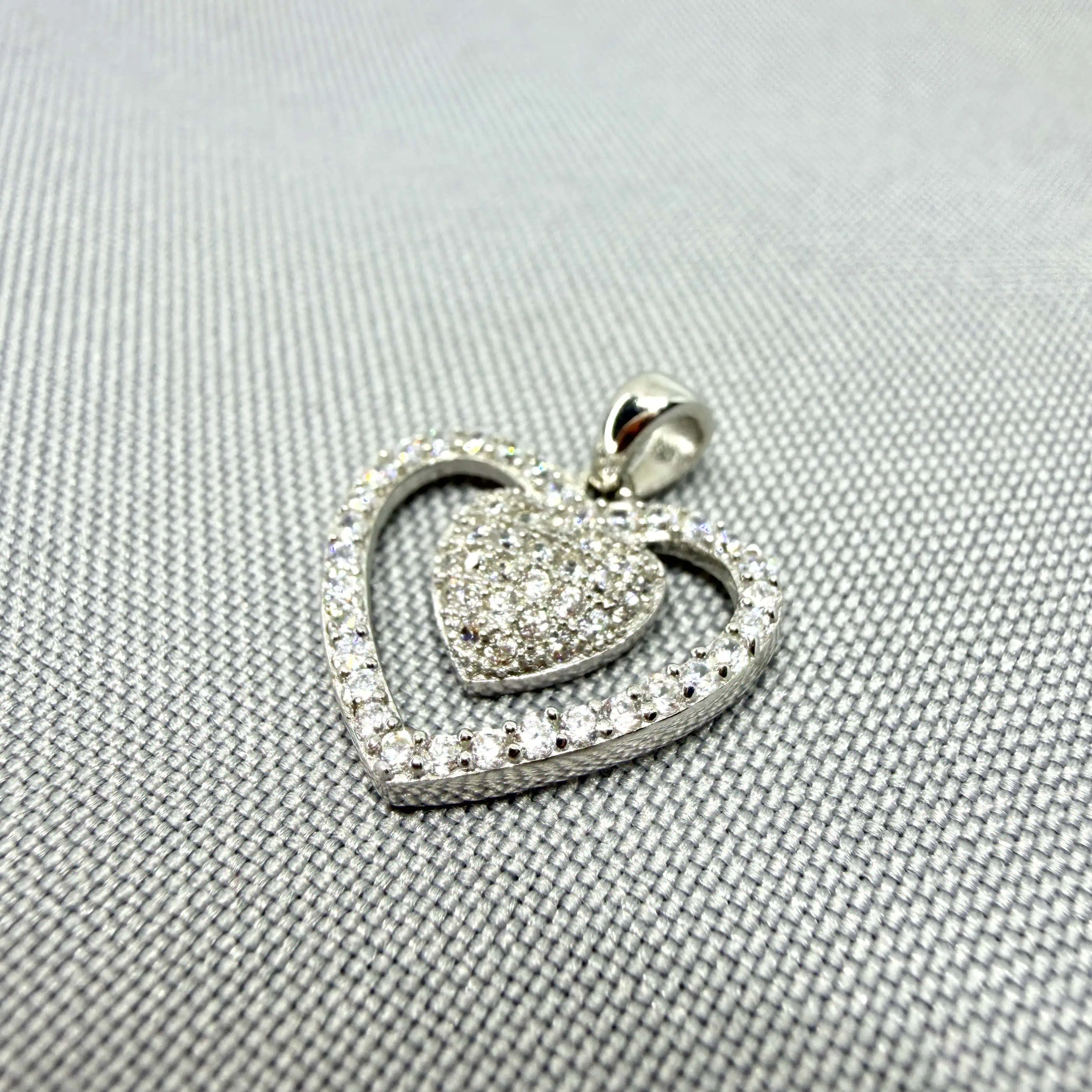Срібний підвіс "Серце в Серці" фото