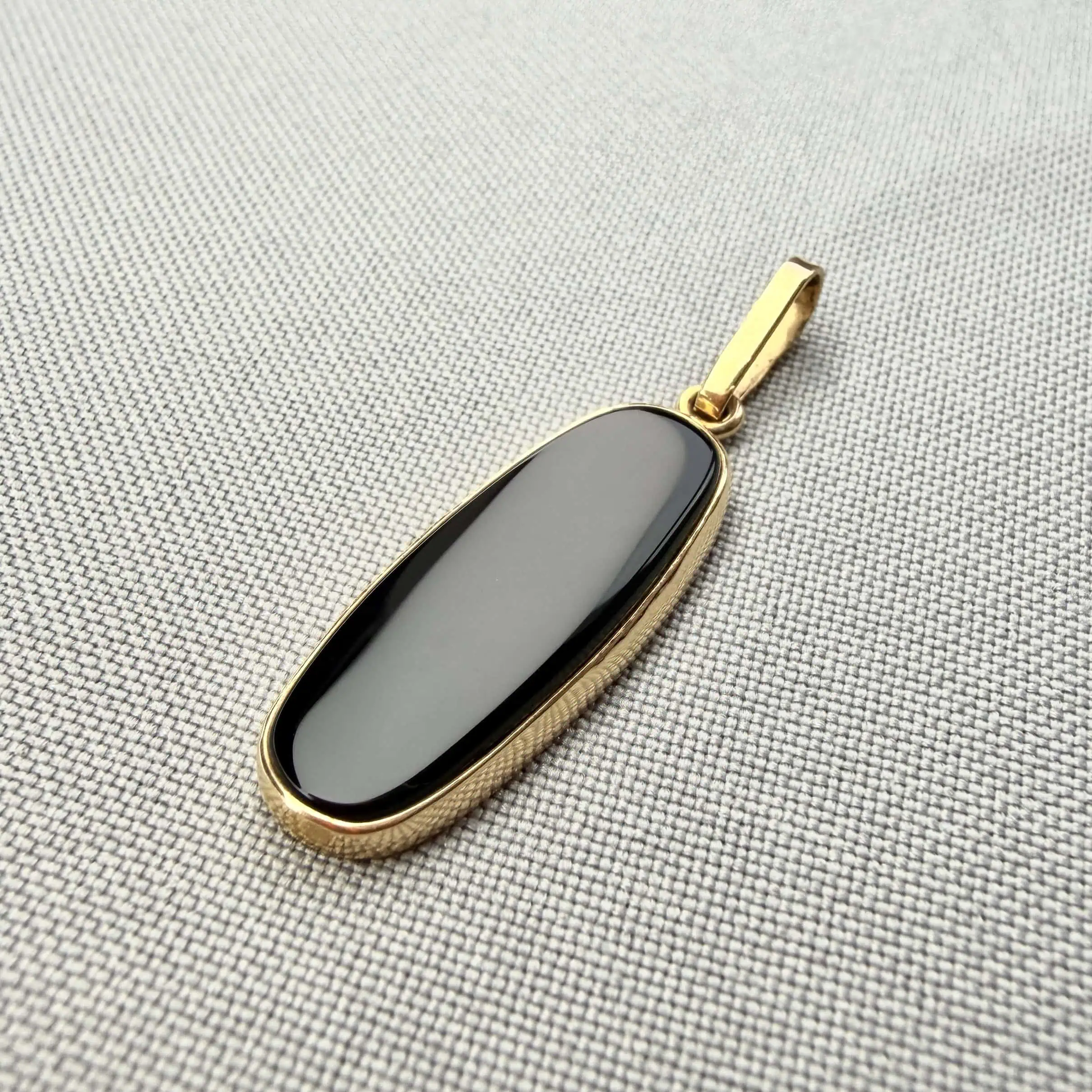 Золотий підвіс "Ніч" фото