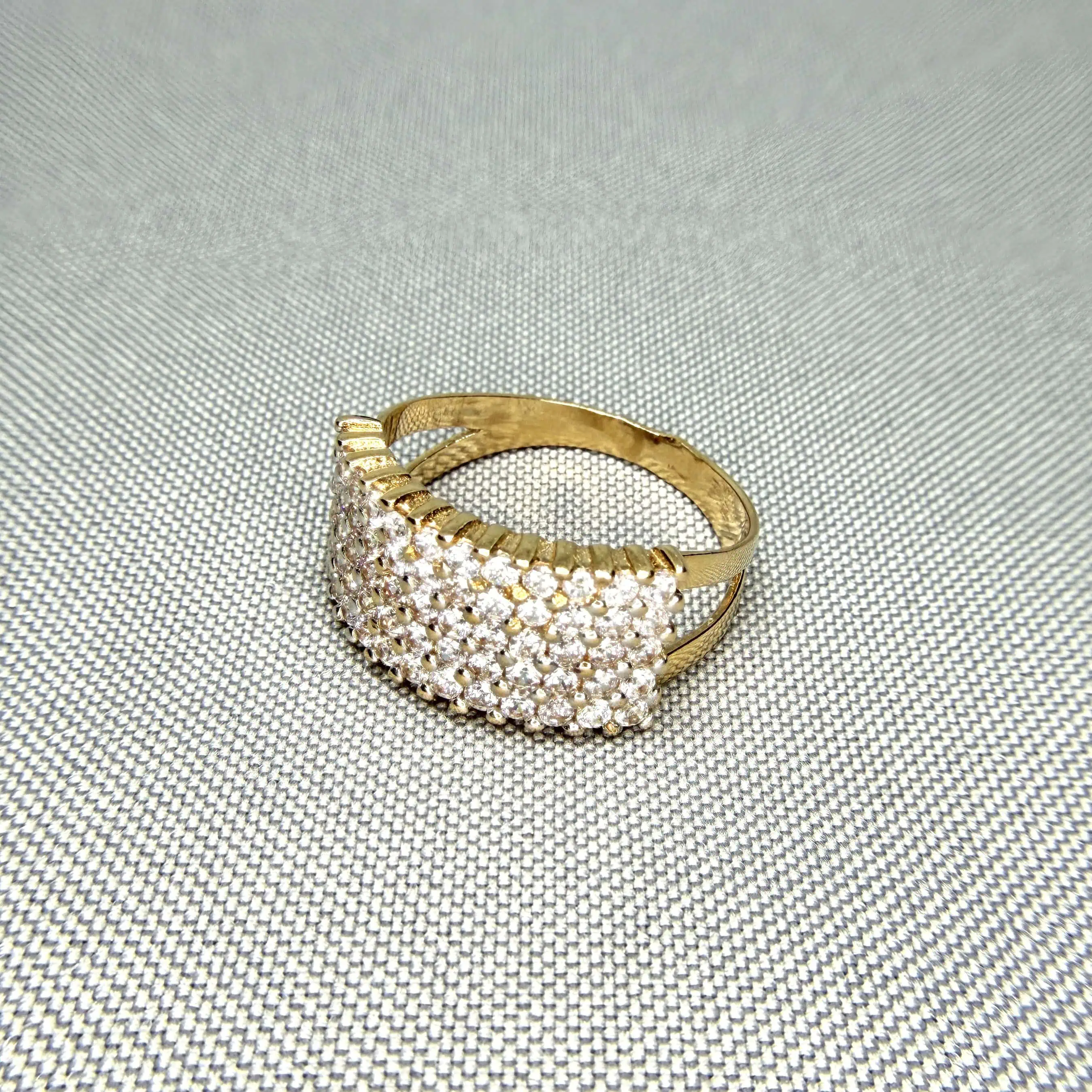 Золота каблучка " Крижинки" фото