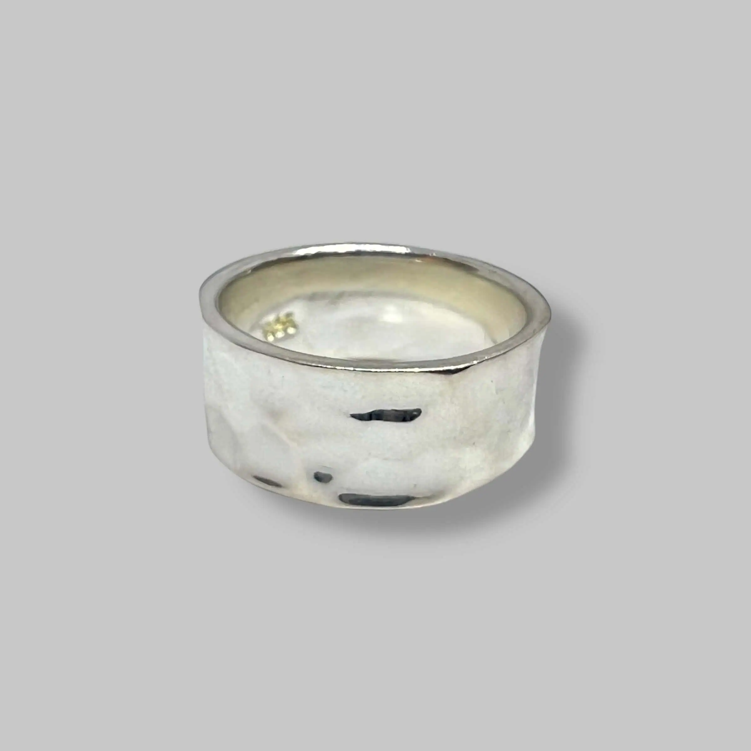 Срібна каблучка "Пом'ятий шовк" фото