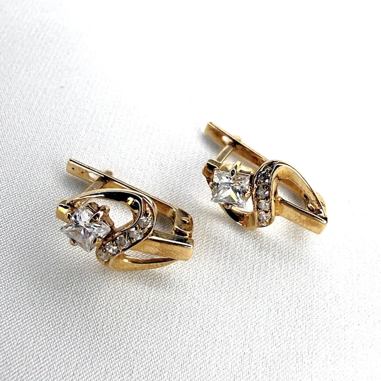 Золоті сережки "Досконалість" фото