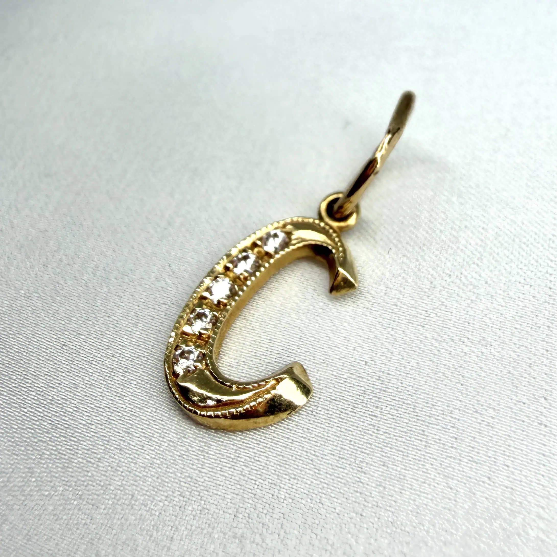 Золотий підвіс " Вишукана "С" фото